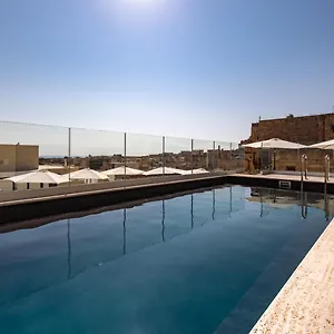 https://palais-le-brun.hotelssaintjulians.com